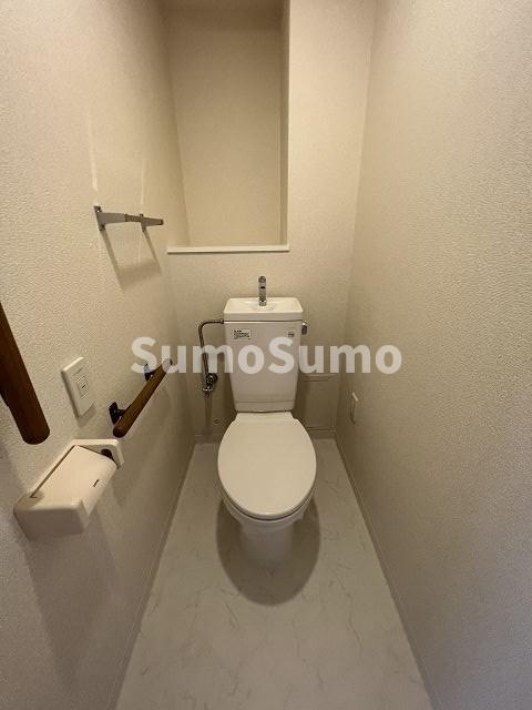 トイレ　清潔感のあるトイレです