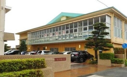 中学校　浜松市立南部中学校（中学校）まで1474m