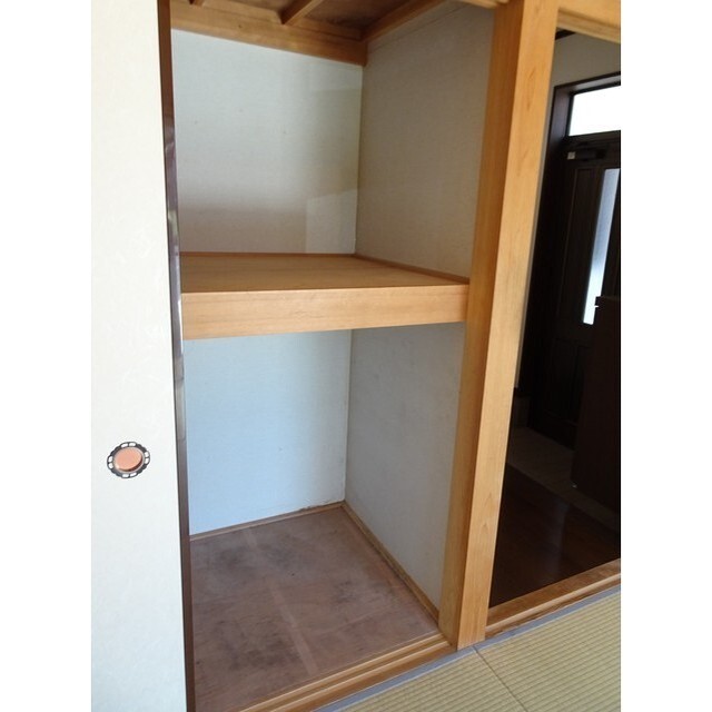 収納　１階和室収納