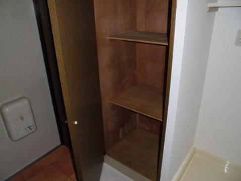 収納　グランドハイネス御成