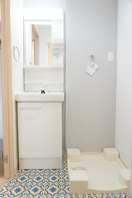 洗面設備　★洗面化粧台と室内洗濯機置場★