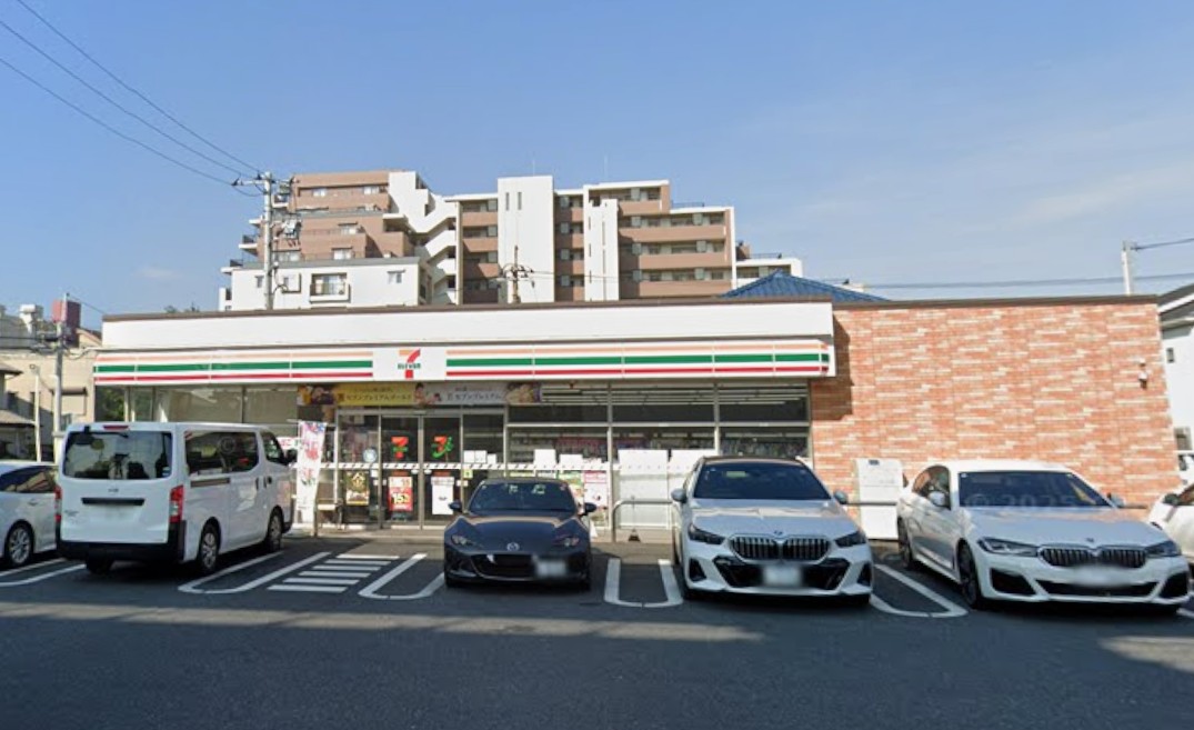 コンビニ　セブンイレブン千葉弁天4丁目店（コンビニ）まで392m