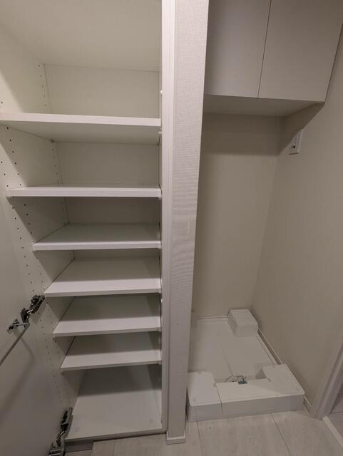 収納　３０２号室