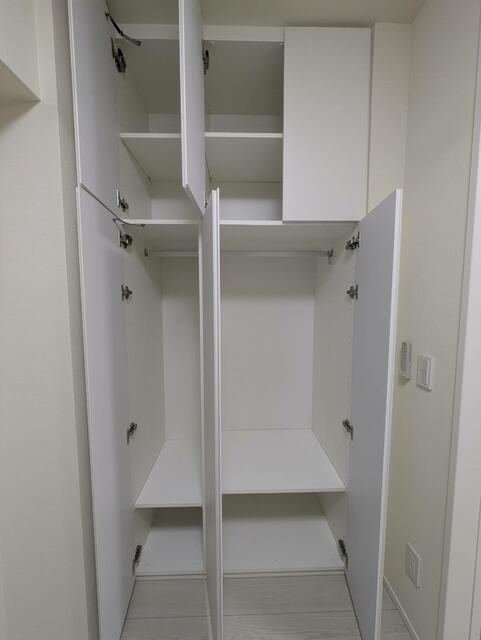 収納　３０２号室