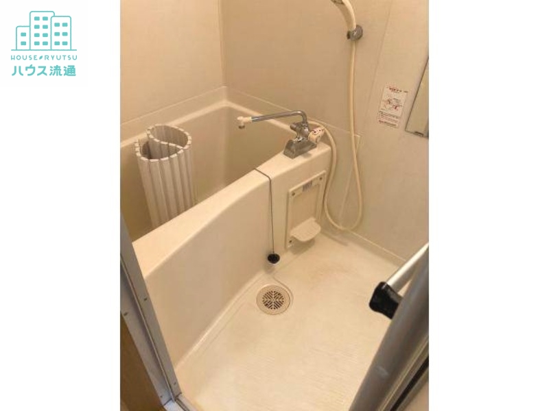 バス・シャワールーム　※別号室の写真です