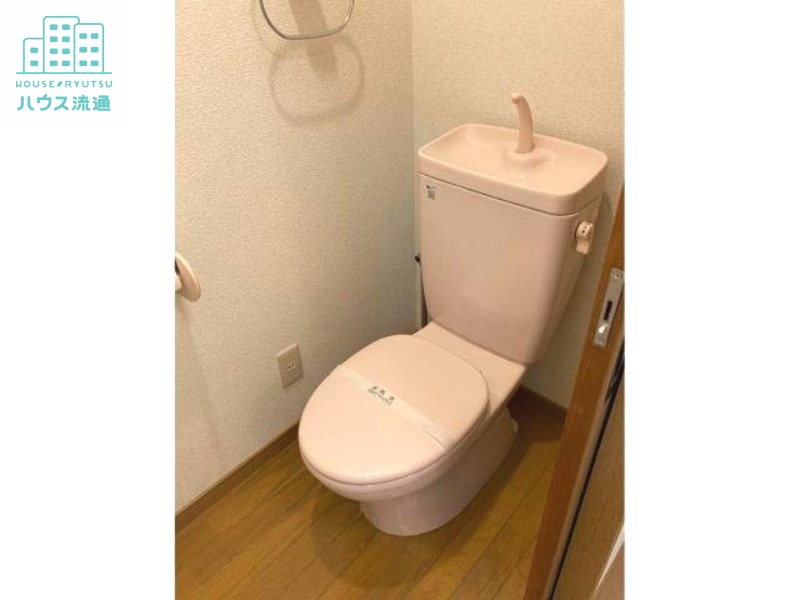 トイレ　※別号室の写真です