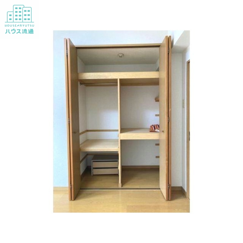 収納　※別号室の写真です