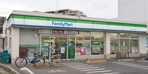 コンビニ　ファミリーマート 坂下二丁目店（コンビニ）まで487m