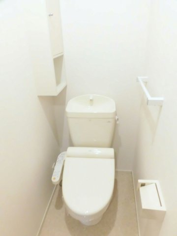 トイレ　トイレもきれいです