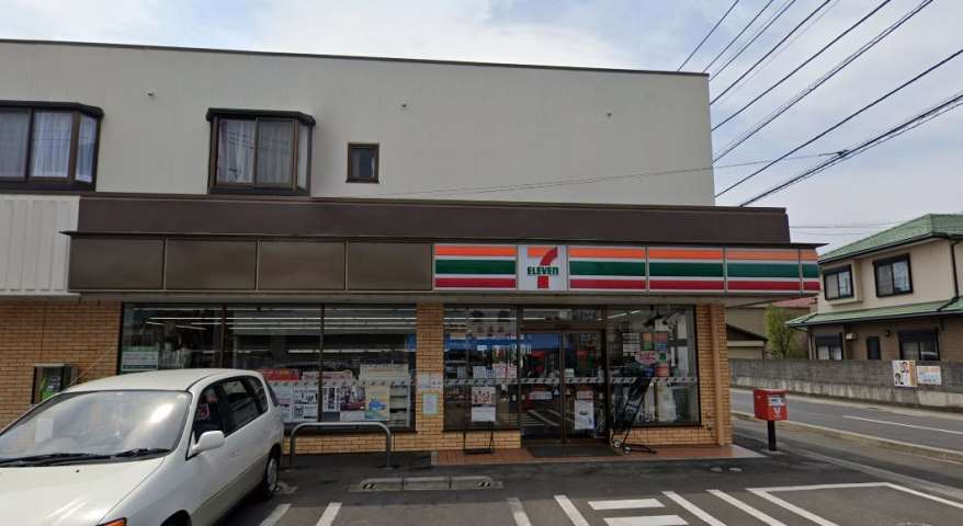 コンビニ　セブンイレブン（コンビニ）まで999m