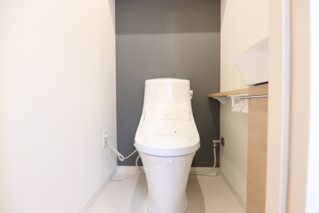 トイレ　※別室の参考写真の為、現況優先です。