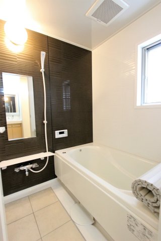 バス・シャワールーム　参考写真です。現況優先。