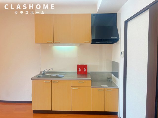 キッチン　同物件の別部屋になります。