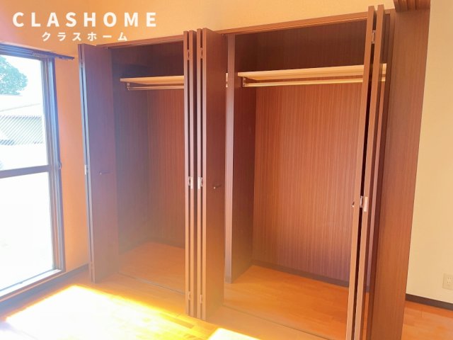 収納　同物件の別部屋になります。