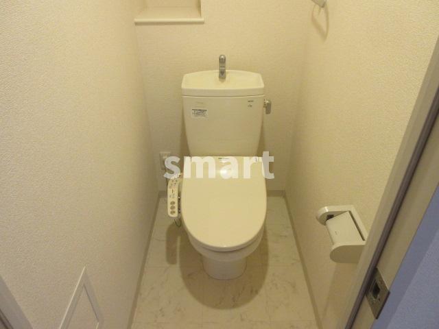 トイレ　清潔感のあるトイレです