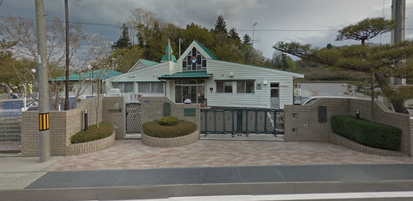 幼稚園・保育園　霊山三育認定こども園（幼稚園・保育園）まで750m