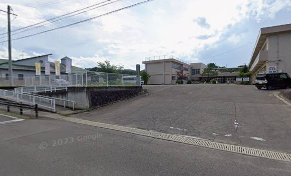 小学校　伊達市立掛田小学校（小学校）まで1200m