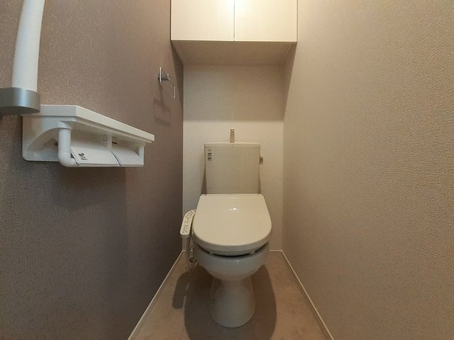 トイレ　シンプルで使いやすいトイレです