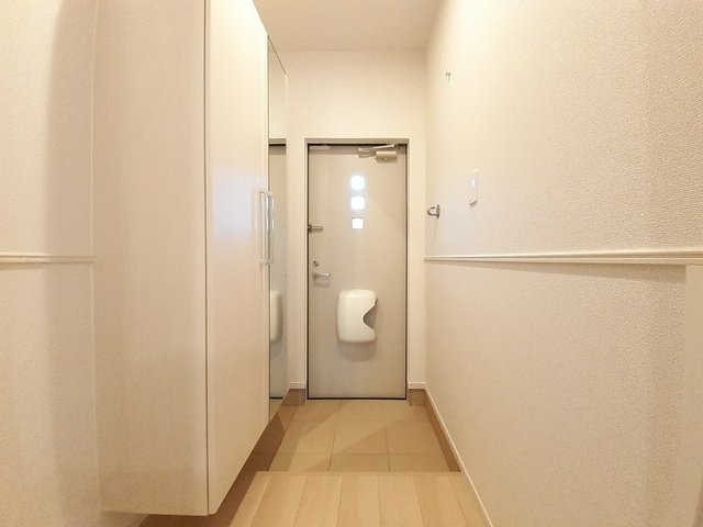 玄関　きれいな玄関です