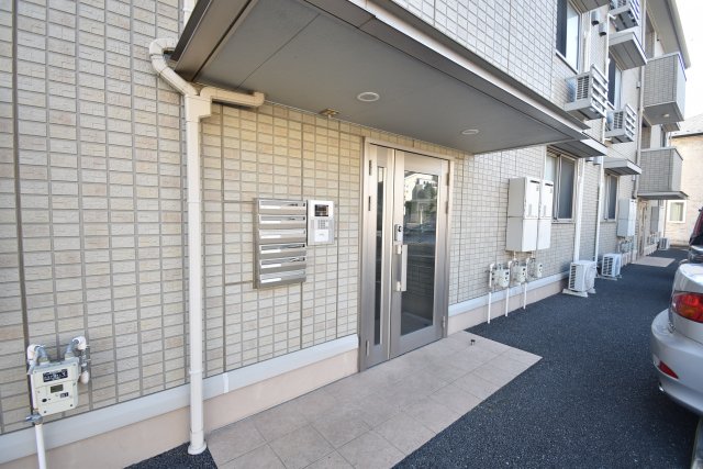 エントランス　ヴィラフォレスタ　A