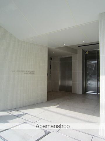 ロビー　ロビー