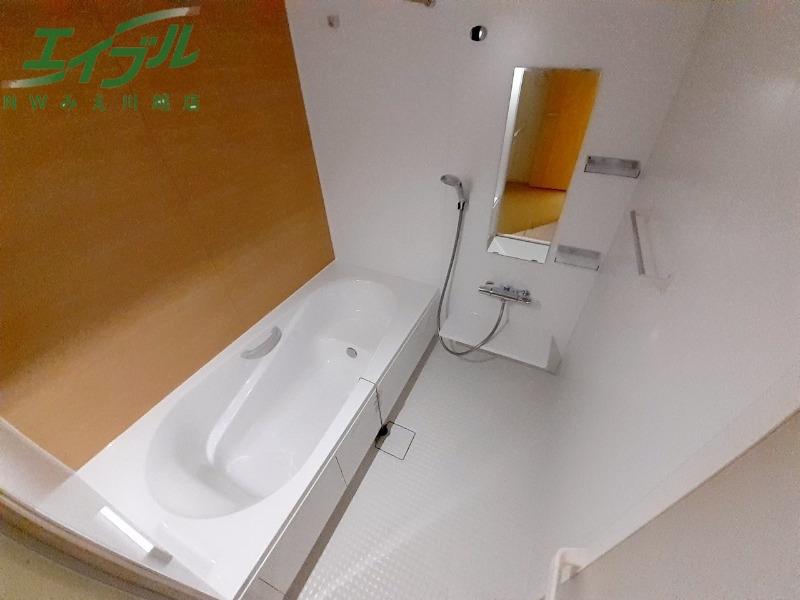 バス・シャワールーム　同物件別室反転タイプ画像