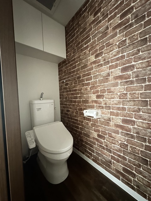 トイレ　同施工会社参考写真です