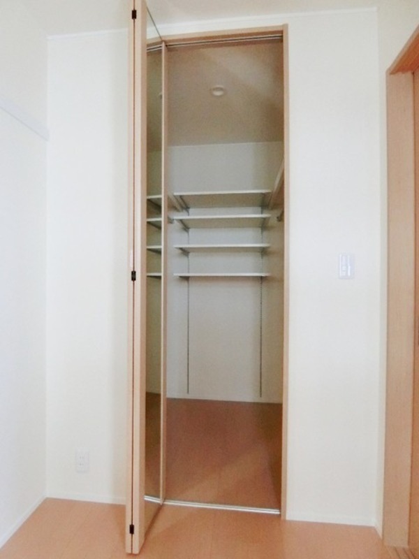 収納　図面と現状に相違がある場合には現状を優先