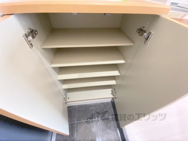 収納　下駄箱