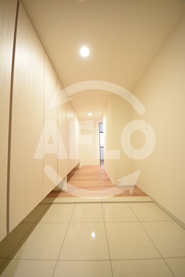 玄関　RJR堺筋本町タワー　玄関