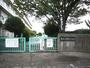 小学校　蕨市立塚越小学校（小学校）まで558m