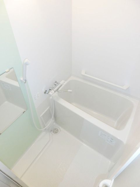 バス・シャワールーム　浴室乾燥付のおしゃれバスルーム