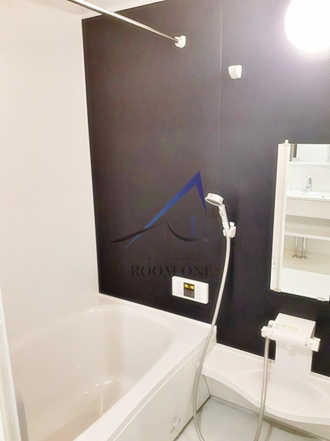 バス・シャワールーム　お風呂です。