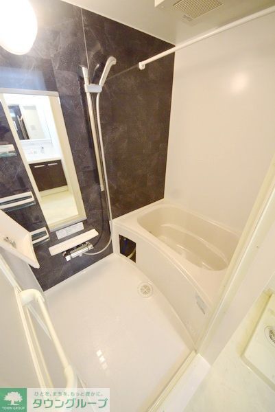 バス・シャワールーム　★お問い合わせはタウンハウジング東京　千歳烏山店へ★