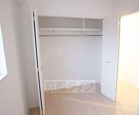 収納　実際のお部屋の写真ではありません