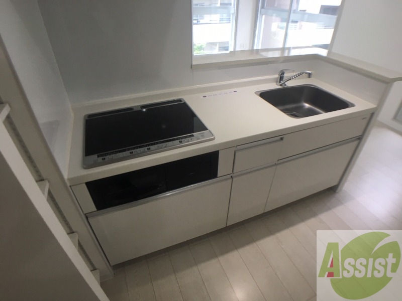 キッチン　キッチンはスペースも広々していて使いやすそうですよ！