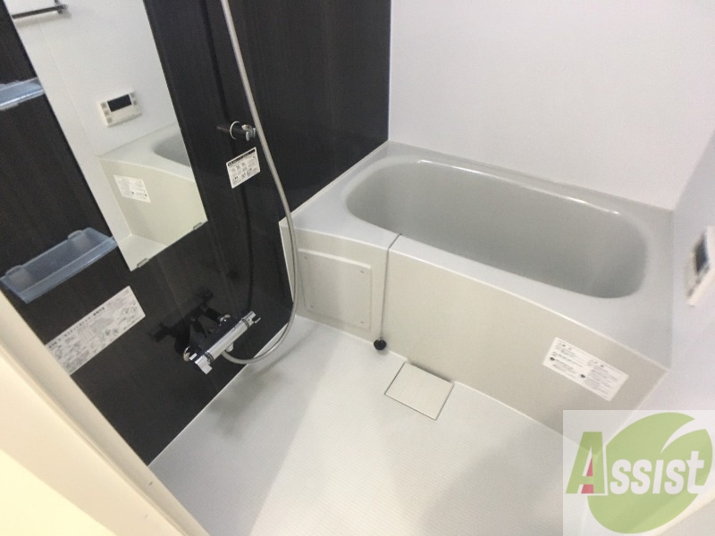 バス・シャワールーム　お風呂です。ゆっくりお風呂につかるのも体に良いですね～