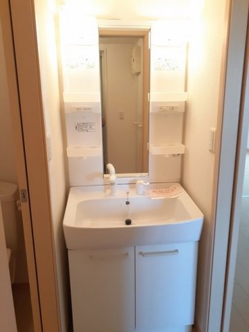 洗面設備　洗面所です
