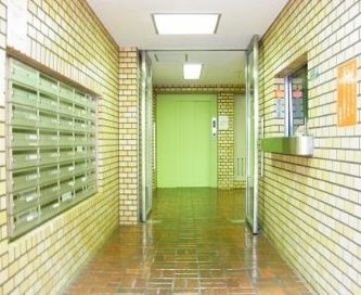 エントランス　毎日通るエントランス♪