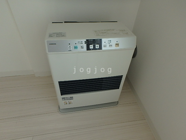 その他設備　灯油ＦＦストーブ