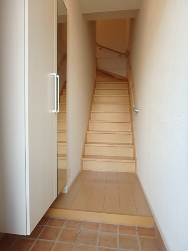 玄関　図面と現状に相違がある場合には現状を優先