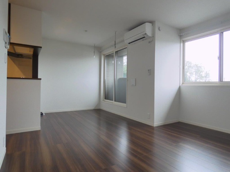 居室・リビング　図面と現状に相違がある場合には現状を優先