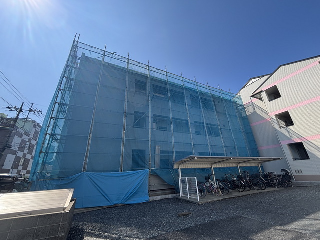 駐車場　～頑張って建築中～