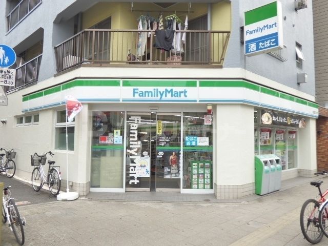 コンビニ　ファミリーマート/両国四丁目店（コンビニ）まで360m