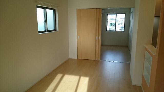 居室・リビング　リビング