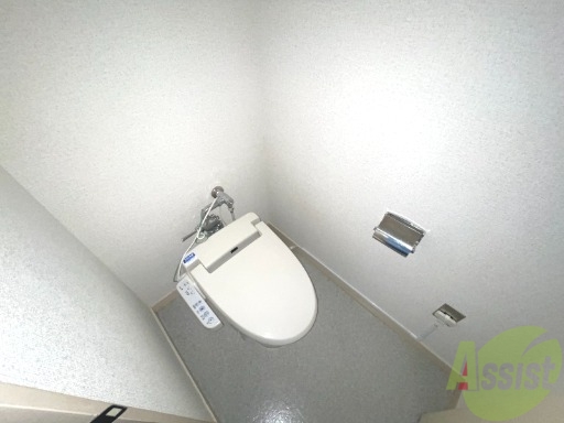 トイレ　トイレはウォシュレット機能付き。シャワートイレは日本の宝。