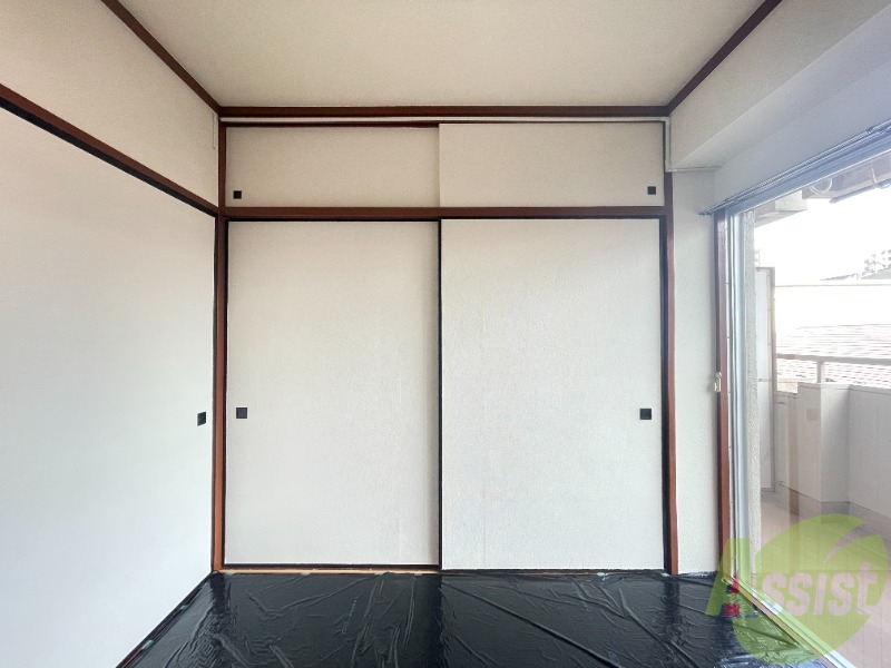 収納　収納はこちら。中の様子が気になりますね。