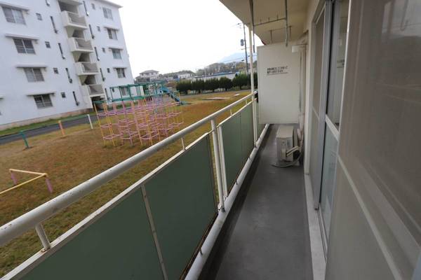 バルコニー　ビレッジハウスの同一物件・同一タイプの間取りの写真です