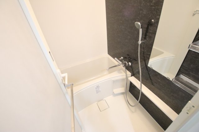バス・シャワールーム　※別号室の参考写真です※
