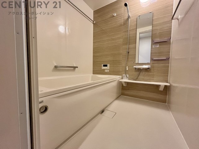 バス・シャワールーム　追い炊き機能付きのバスルーム♪